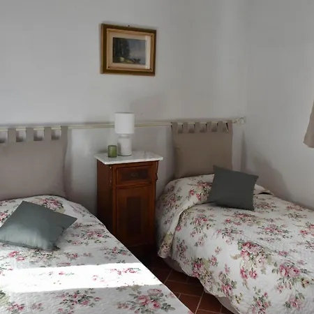 Casa Aia Sole With Pool, A/c, Garden, Barbecue Apartment