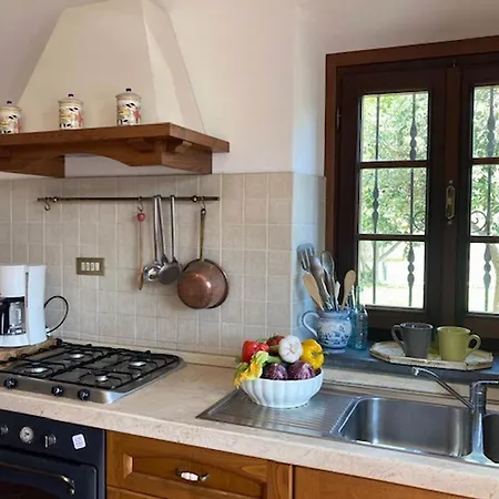 Casa Aia Sole With Pool, A/c, Garden, Barbecue *