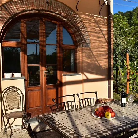 Apartment Casa Aia Sole With Pool, A/c, Garden, Barbecue *